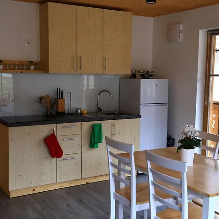 Apartmaji Pr' Ajdc * Бохинь