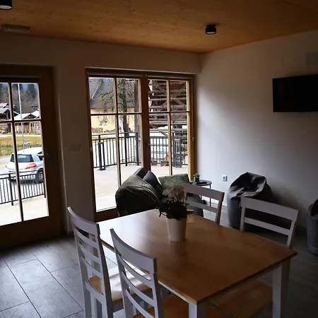 Apartmaji Pr' Ajdc *