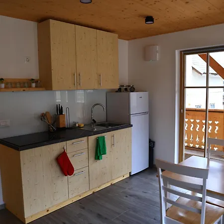 Apartmaji Pr' Ajdc Апартаменты *